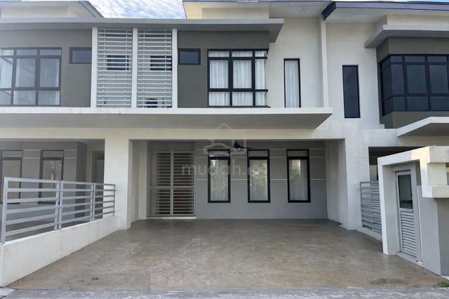 [FULLY FURNISHED] Maple Residence Cyber 9 Cyberjaya | 4R3B 1