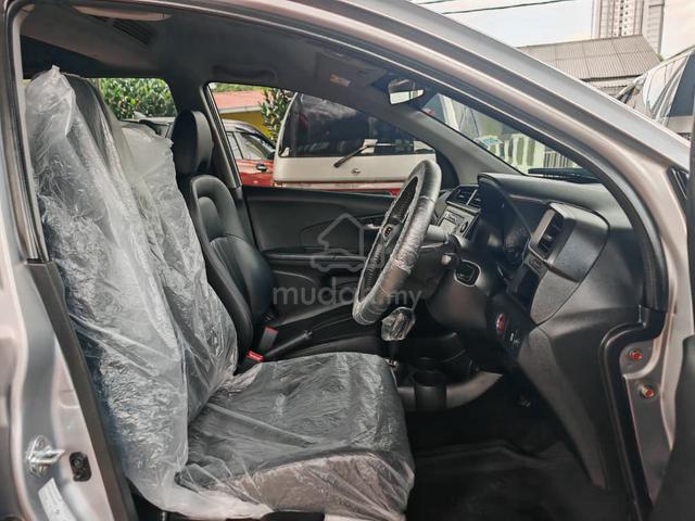 2017✅ON TH ROAD Honda BR-V 1.5 V PREMIUM(WARRANTY) - 5