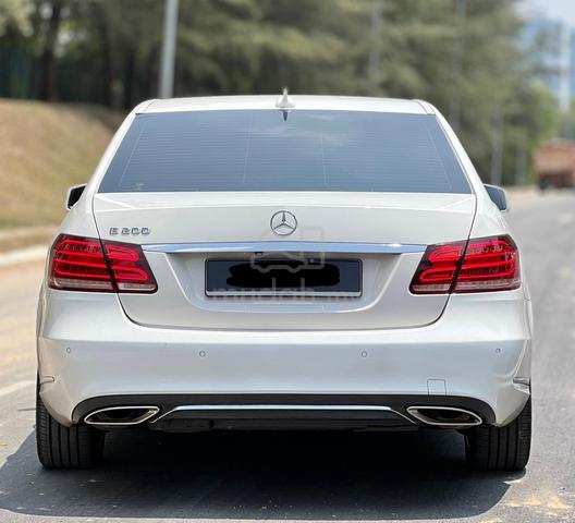2016 Mercedes Benz E-CLASS 2.0 E200 EDITION E - 4