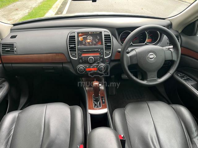 True 14/15 Nissan SYLPHY 2.0 PREMIUM (A) LikeNew - 4