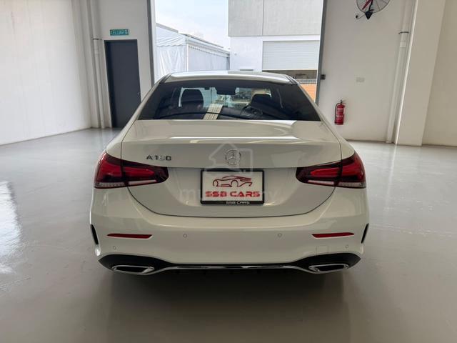 Merdeka Sale Offer A180 Sedan 2022 black red seat - 5