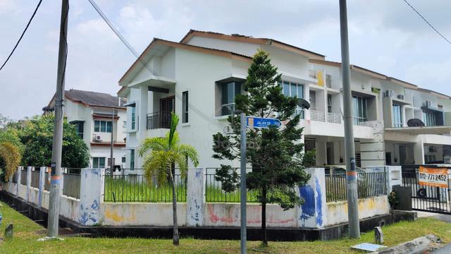 Rare Corner Lot in Bandar Saujana Putra SP3 1