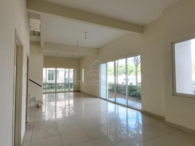 Gated Guarded 3.5 Storey Terrace Corner @ Taman Vila Oren, B.Mertajam 1