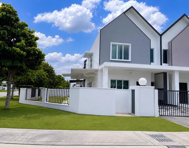 Eco Forest Fully Renovated Double Storey Corner Lot  1