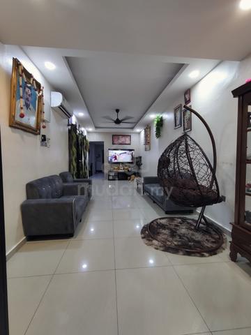 Single Storey Terrace for Sale at Taman Pendamar Indah, Klang 2