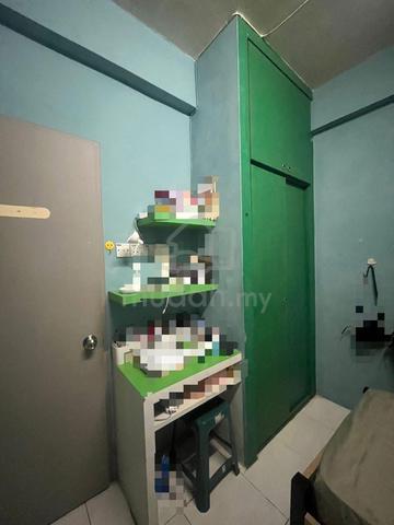 Room for Rent@Iris Garden Apartment 1