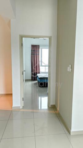 Solaria Residences 4