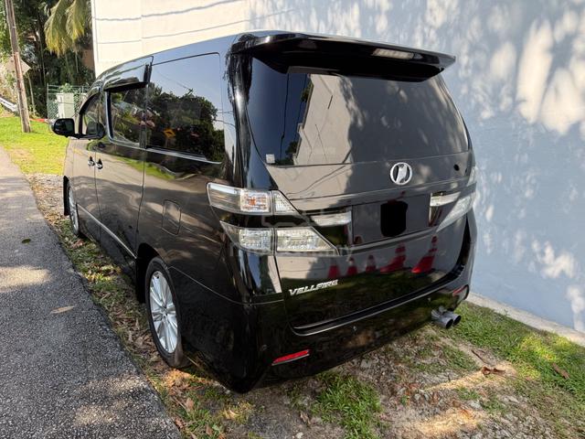 2013 Toyota VELLFIRE 2.4 GOLDEN EYES II S/ROOF 360 - 4