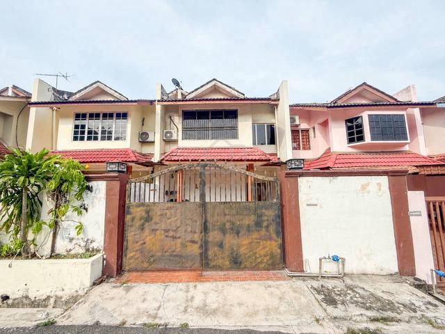Double Storey Superlink Jalan Istana, Klang 1