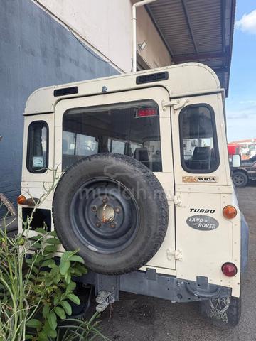 1995 Land Rover DEFENDER 110 2.5 (M) - 3