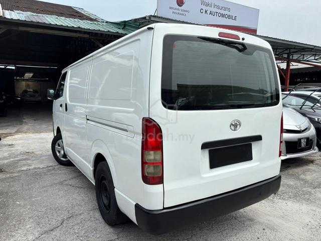 2013 Toyota HIACE 2.5 FACELIFT (M) 1stCarefulOwner - 4