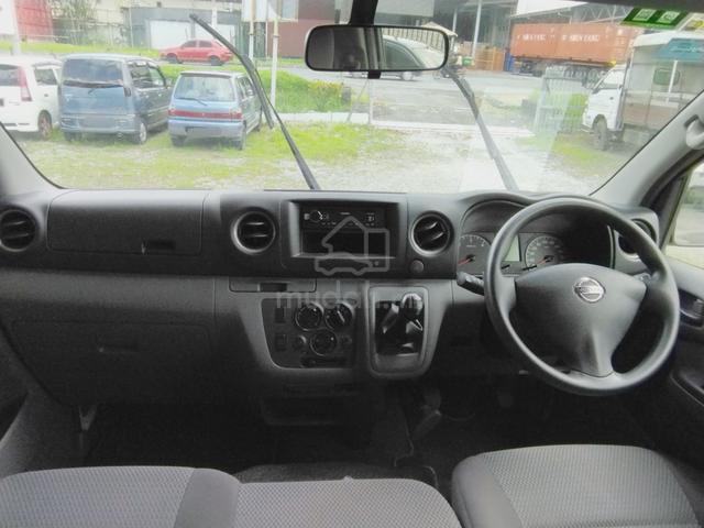 Nissan Urvan NV350 (M) 2018 Window V Green Diesel - 5