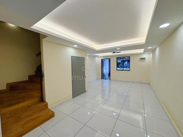 Taman Desa Cemerlang 2