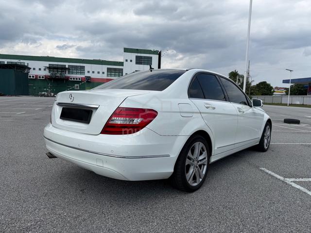 2013 Mercedes Benz C200 Avantgarde W204 - 2