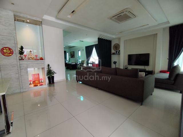 Taman Golf Guarded Super size  3 Storey SemiD 1
