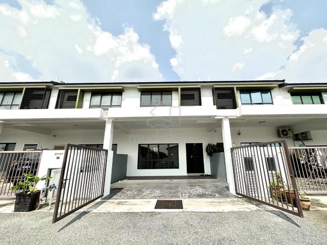 [FREEHOLD OPEN] 2 Storey Taman Saujana Sekata Sg Merab Putrajaya 1