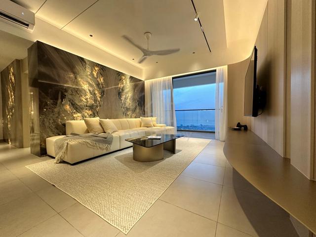 Lumina Residence @ Georgetown 1