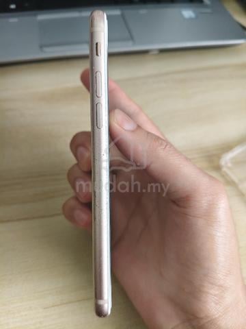 Iphone 8 (64GB) - photo 5 of 6