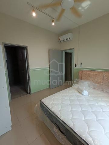 Master room for rent at Nikka City Sentral, nearby LRT Salak Selatan 1