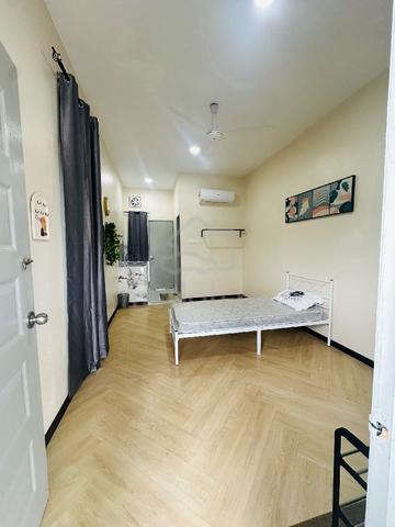 Rumah Studio  1