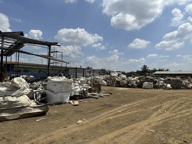 Ijok Bestari Jaya Industrial Land For Rent Open Yard Fully Fenced Up 1
