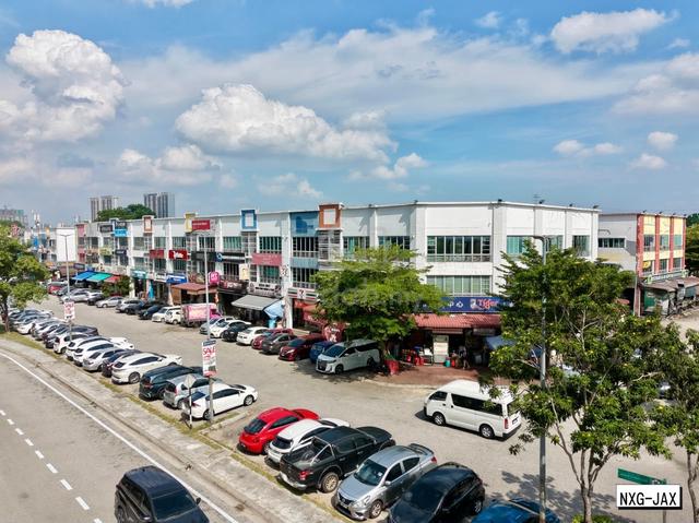 Hot Areaš„Face MAINROAD Ground Floor Shop Lotļ¼Setia Alam Indah -Rent 1