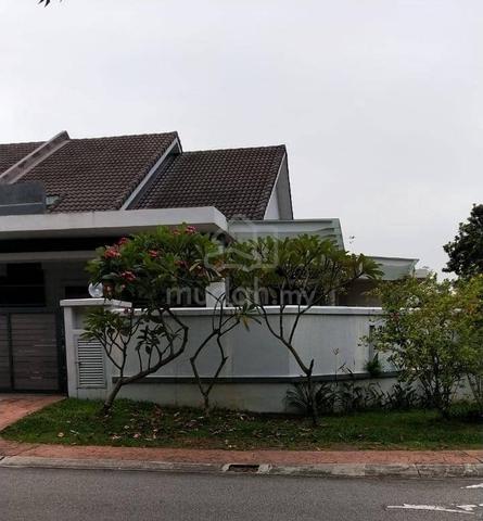 Catarina Freehold corner single storey house in Setia Alam 1