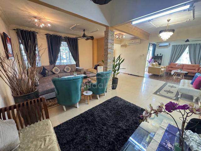 CORNER LOT MURAH 🔥 2-Storey Putra Tropika Bandar Seri Putra FOR SALE! 1