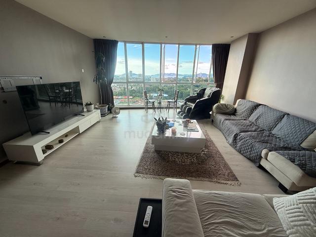 Jesselton Condominium 1