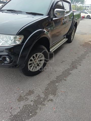 2014 Mitsubishi TRITON 2.5 KB4TGJRXZR FACELIFT (A) - 3