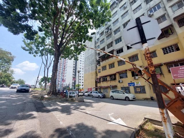 Ruselia Apartment 1