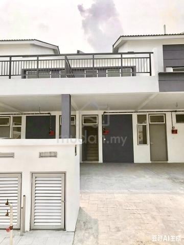 Best Rent TownHouse Simfoni Perdana in Maple Hillpark Puncak Alam 1