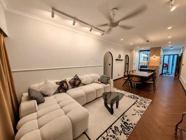 Admiral Residences 1