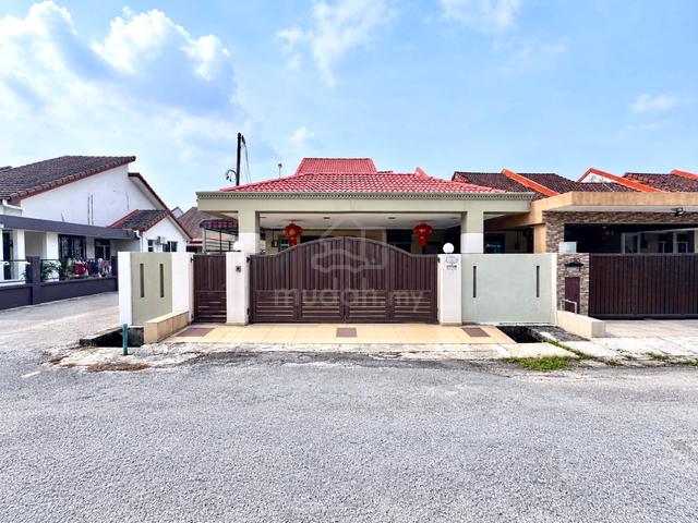 [RENOVATED+FURNISH] 1 Storey End Lot, Jalan Makyong, Bandar Bukit Raja 1