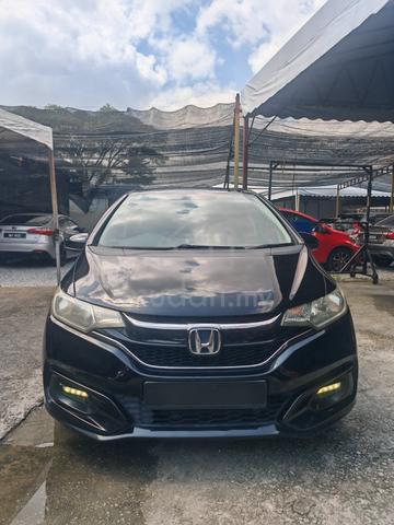 2018 Honda JAZZ 1.5 E - 1