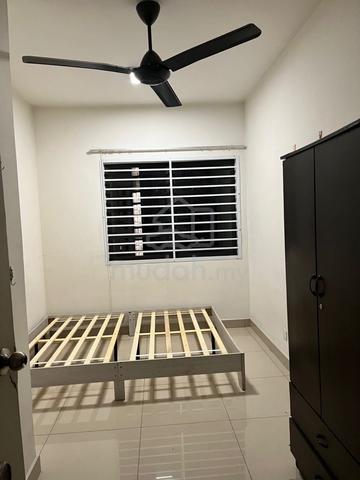 Medium Room For Rent - Alam Sanjung 1