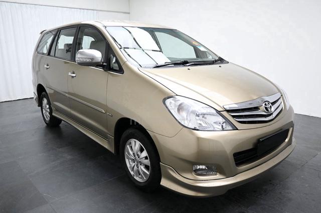 2009 Toyota INNOVA 2.0 G FACELIFT (A) TIPTOP - 3
