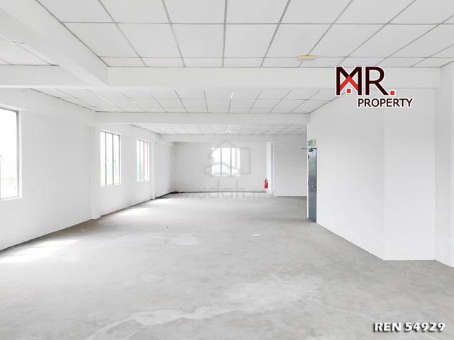 FACING ROAD 2nd Floor Shop Lot Taman Songket Indah FOR RENT 1