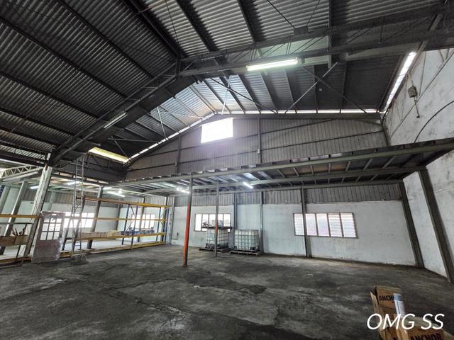 Pandamaran port Klang semi d factory extended 400 amp with CF 1