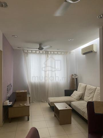 Non sharing big single room for female 1
