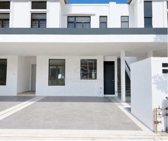 Renovated Fully Furnished Regent Garden Co-Home Eco Grandeur 1