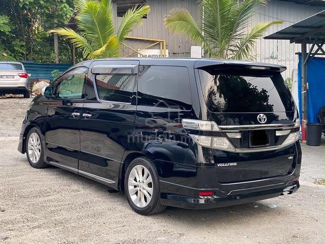2013 Toyota VELLFIRE 3.5 ZG FREE WARRANTY - 2
