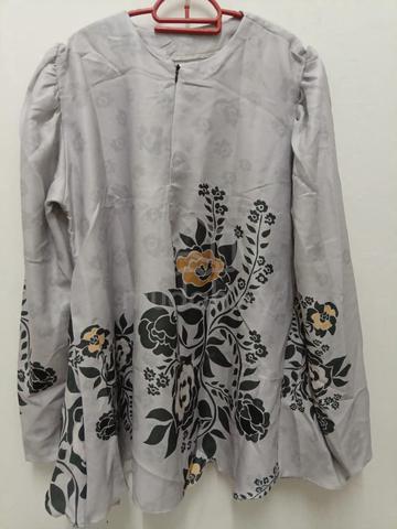 Dusty Grey Floral Embroidered Kurung Set - photo 2 of 4