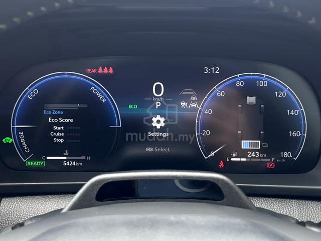 UNREG 2025 Toyota CROWN SPORT - 2