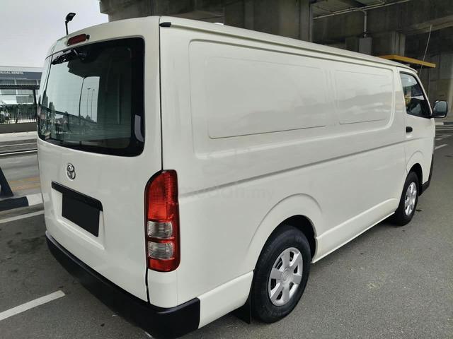 2012 Toyota Hiace 2.5 (M) Panel Van - 3