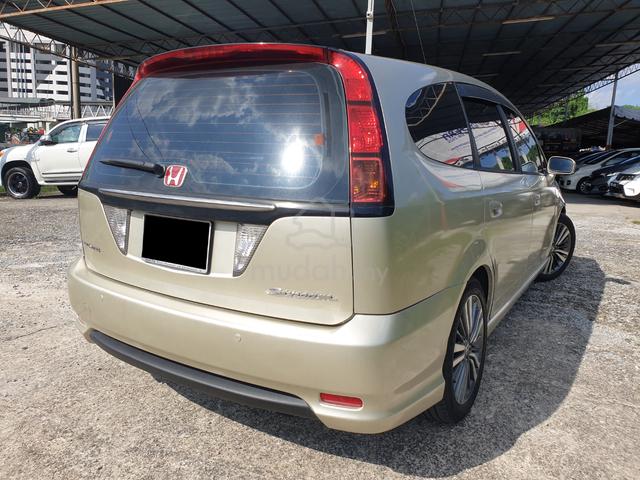 2005 Honda STREAM RN3 2.0 i-VTEC (A) - Facelift - 2