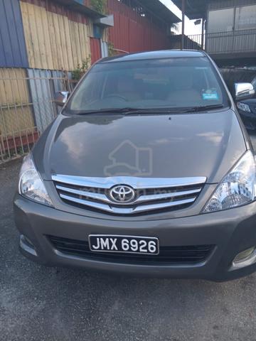 2011 Toyota INNOVA 2.0 G (A) - 1