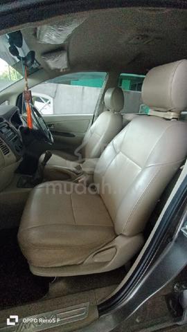 2010 Toyota INNOVA 2.0 E FACELIFT (M) - 5