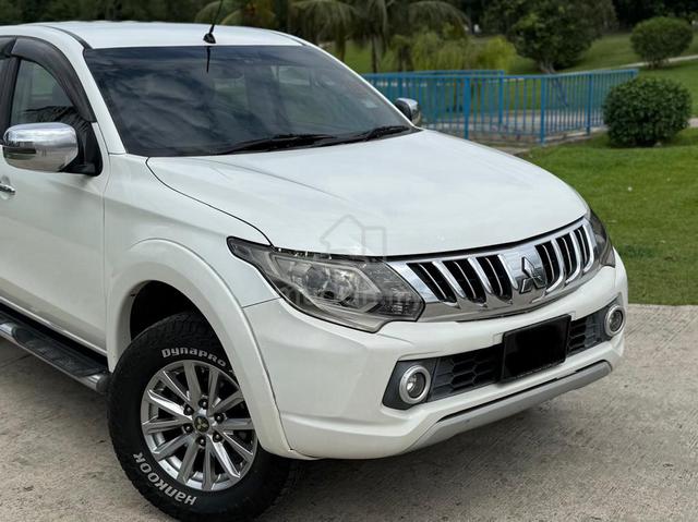 2015 Mitsubishi TRITON 2.5 VGT A/T (A) - 2