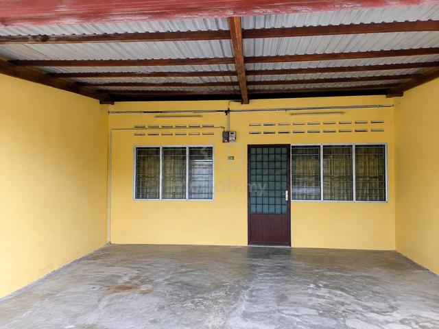 Teres Setingkat Taman Pisang Mas Jaya Alor Gajah 1